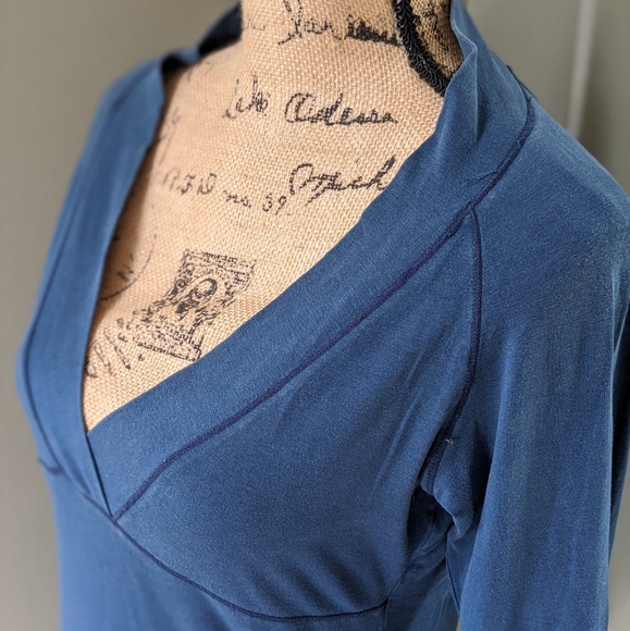 Patagonia Long Sleeve - Picture 5 of 7